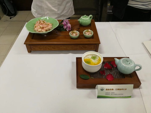 1537423112413601.jpg 444.jpg